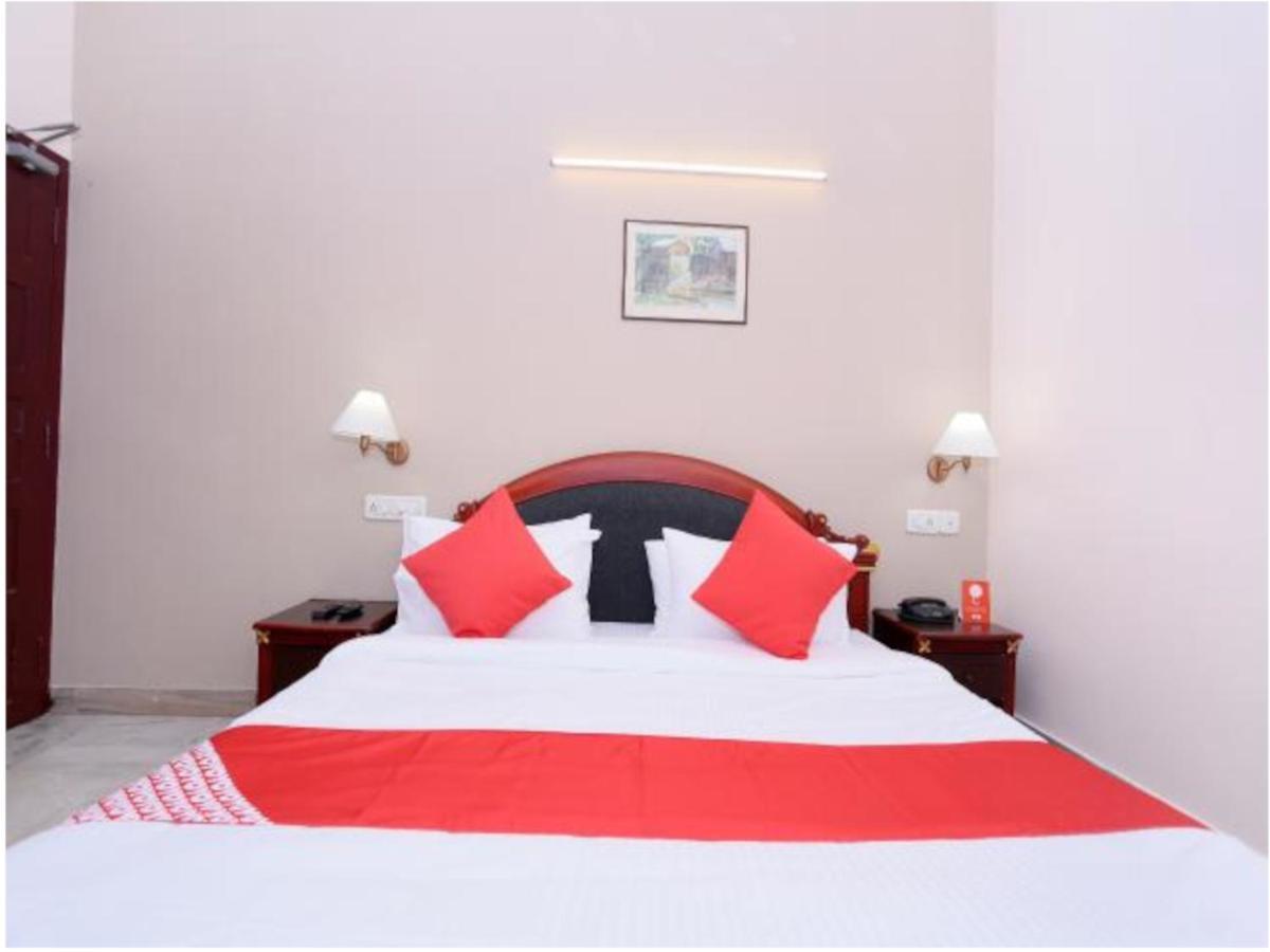 Karthika Residency Apartment Kochi Luaran gambar