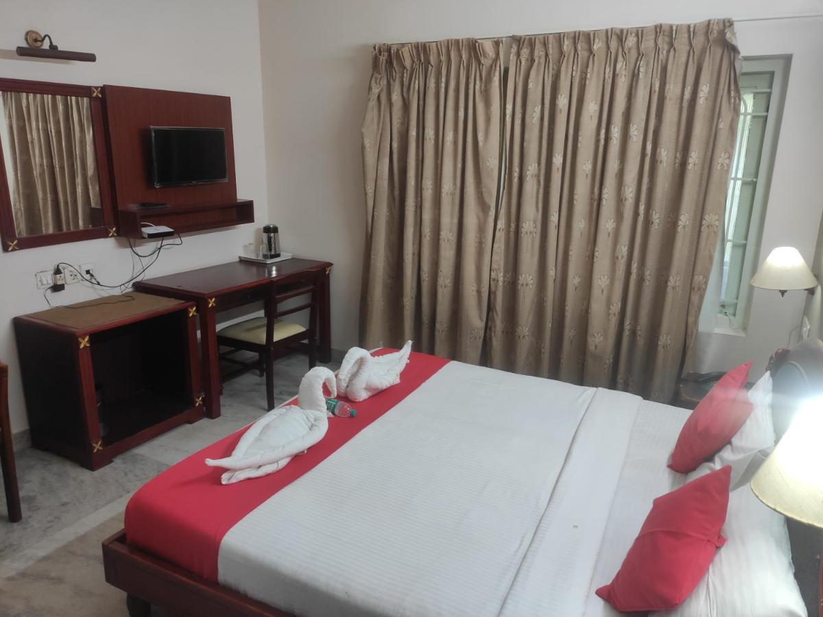 Karthika Residency Apartment Kochi Luaran gambar